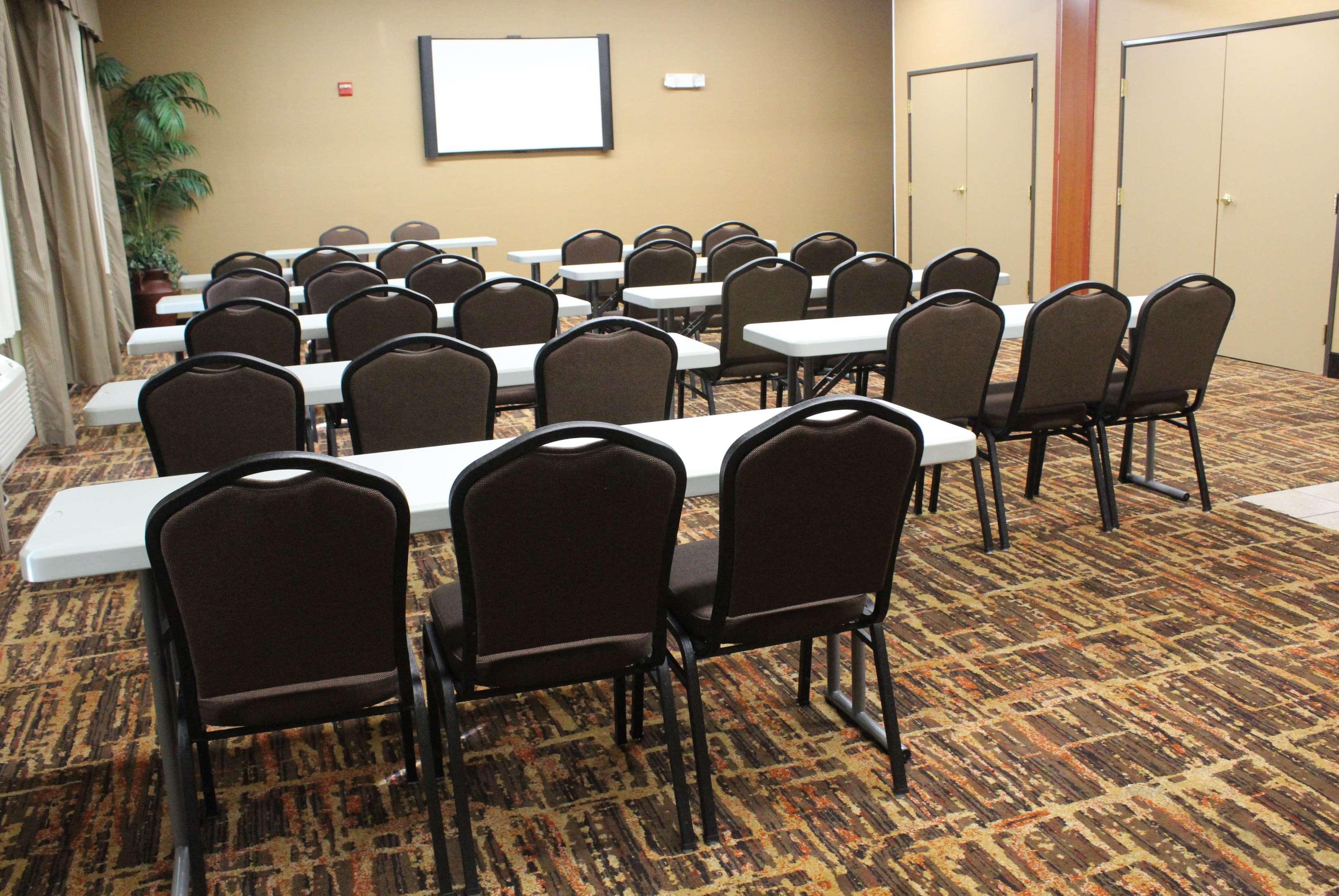 Best Western Plus The Inn At Horse Heaven Prosser Exterior photo