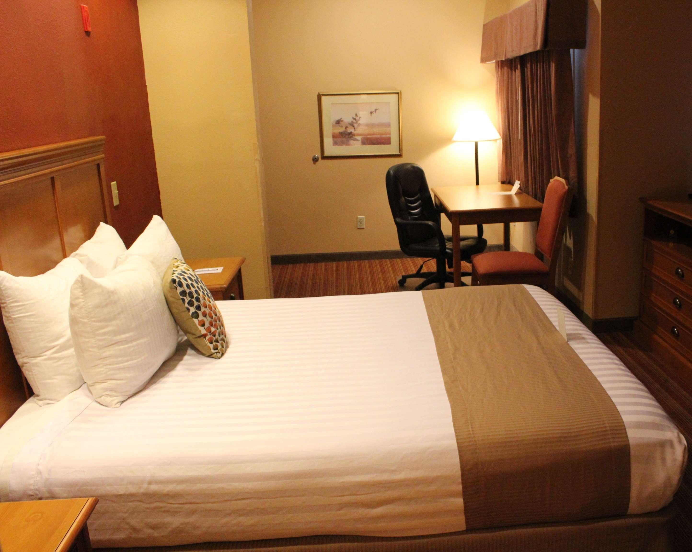 Best Western Plus The Inn At Horse Heaven Prosser Exterior photo