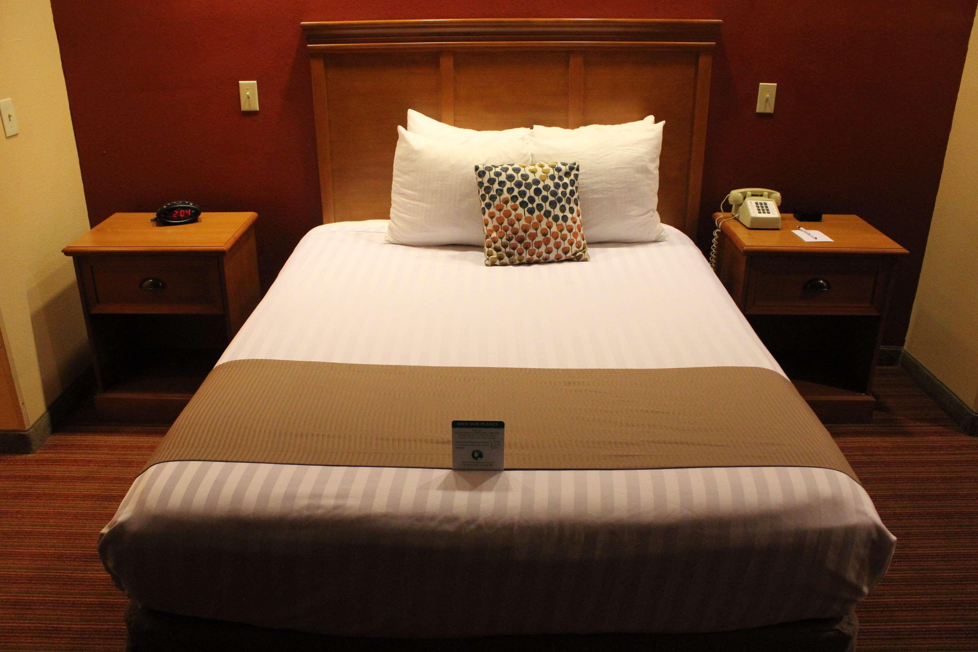 Best Western Plus The Inn At Horse Heaven Prosser Exterior photo