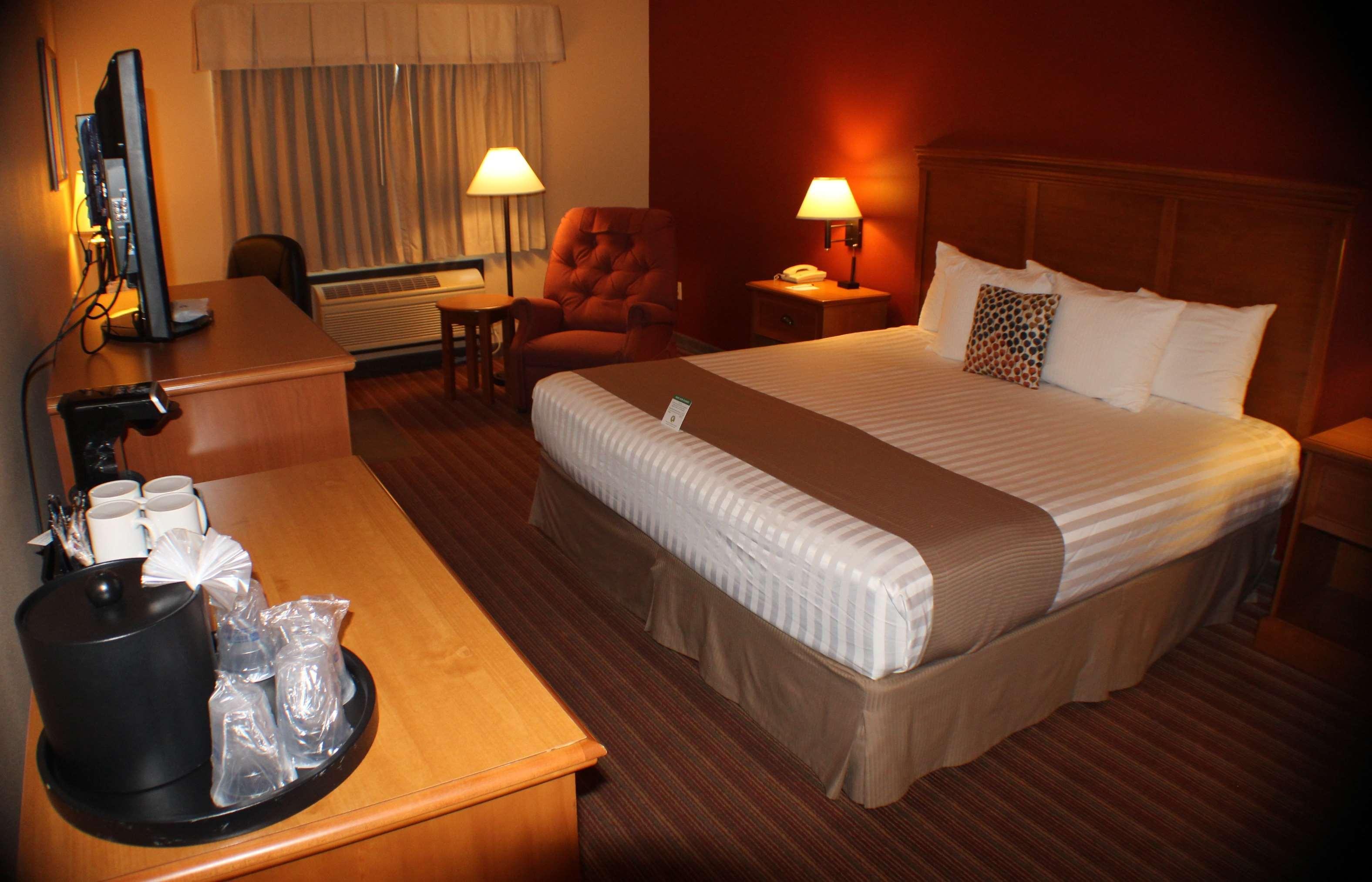 Best Western Plus The Inn At Horse Heaven Prosser Exterior photo