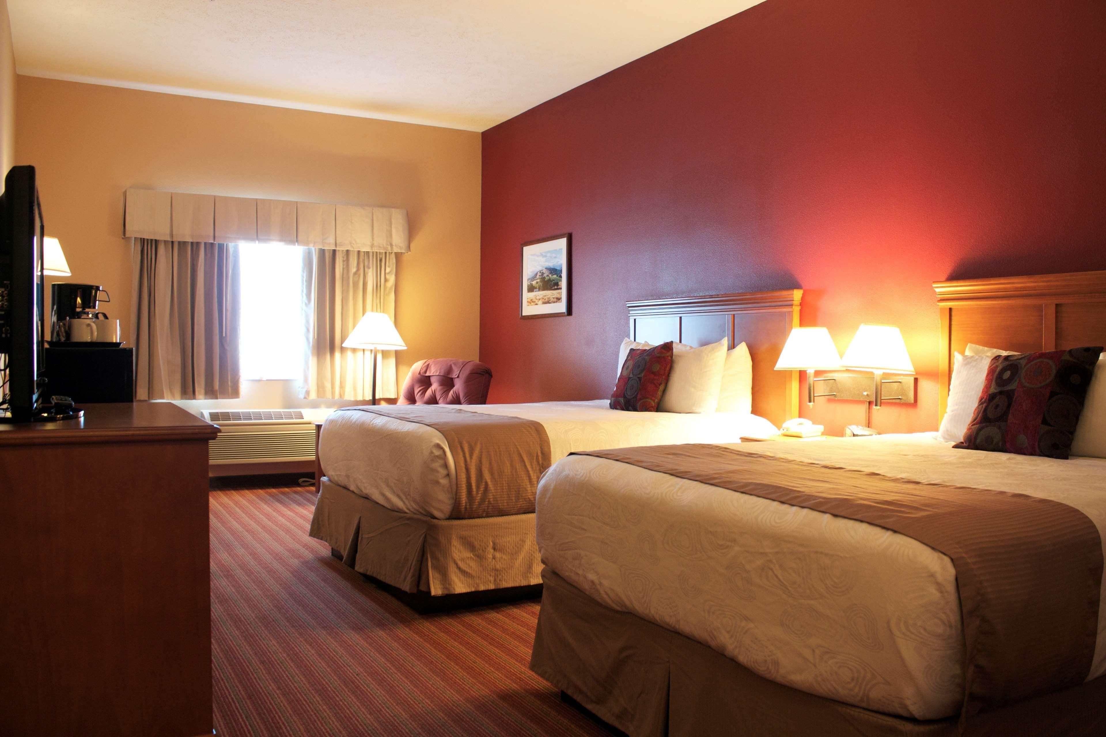 Best Western Plus The Inn At Horse Heaven Prosser Exterior photo