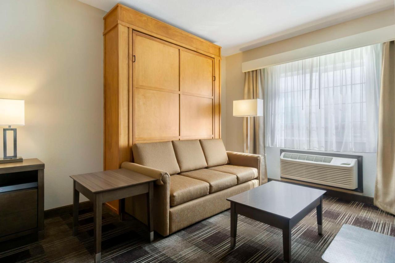 Best Western Plus The Inn At Horse Heaven Prosser Exterior photo