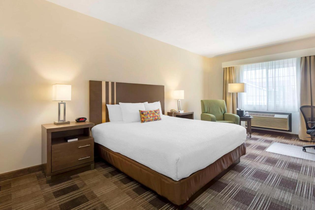 Best Western Plus The Inn At Horse Heaven Prosser Exterior photo