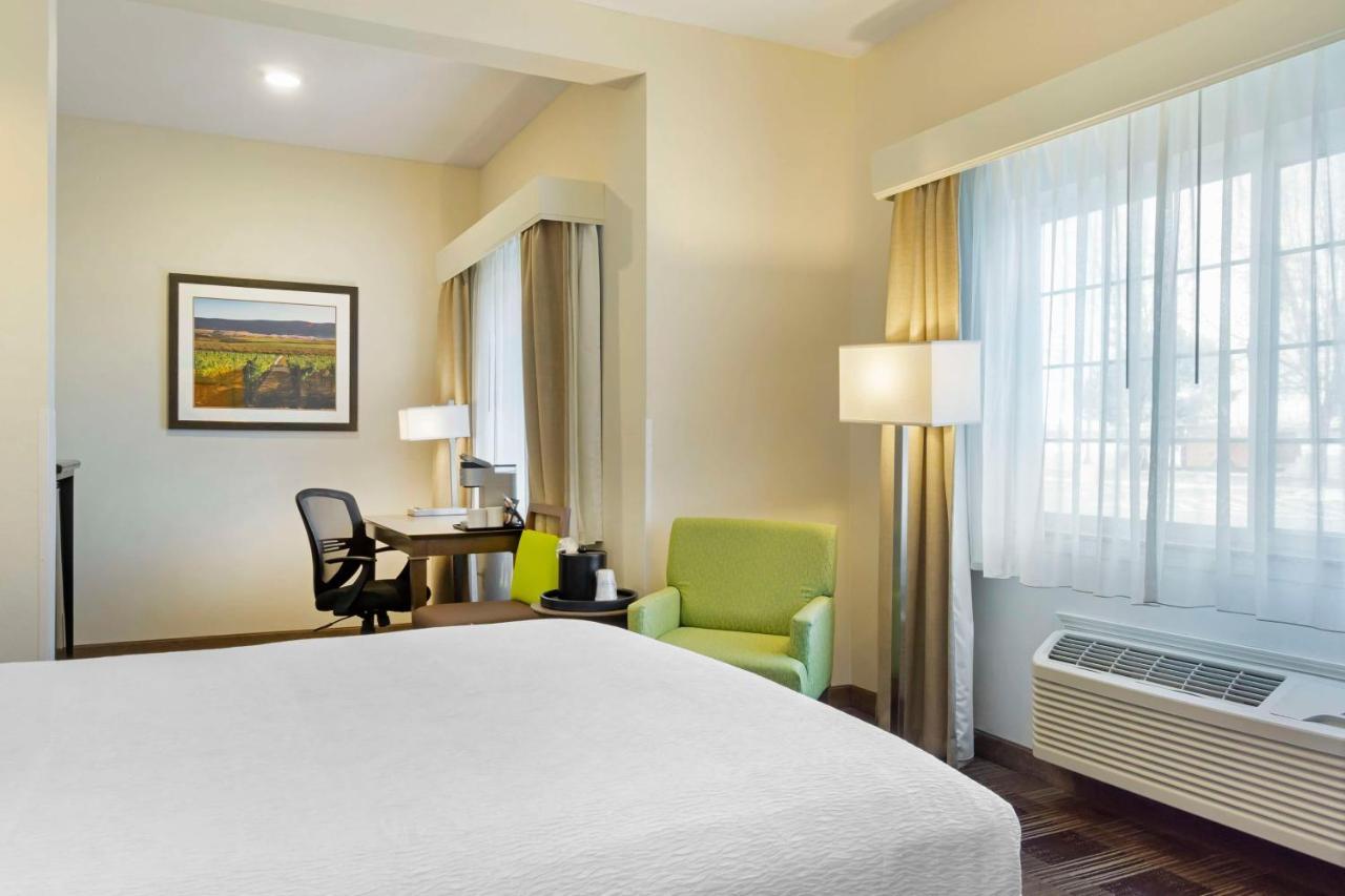 Best Western Plus The Inn At Horse Heaven Prosser Exterior photo